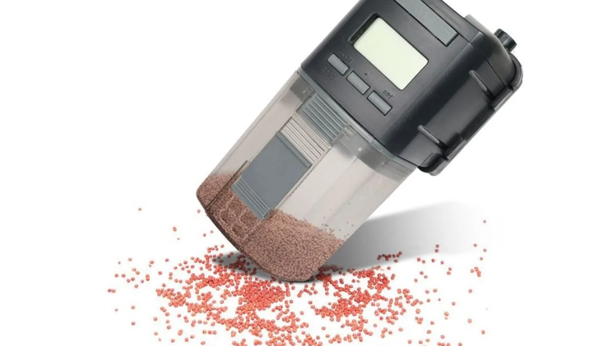 Gambar auto feeder ikan atau alat pakan otomatis