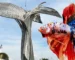 Gambar tugu palembang dengan ikan cupang sebagai tempat jual ikanhias palembang