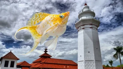 Gambar bangunan ikonik serang banten dan ikan molly